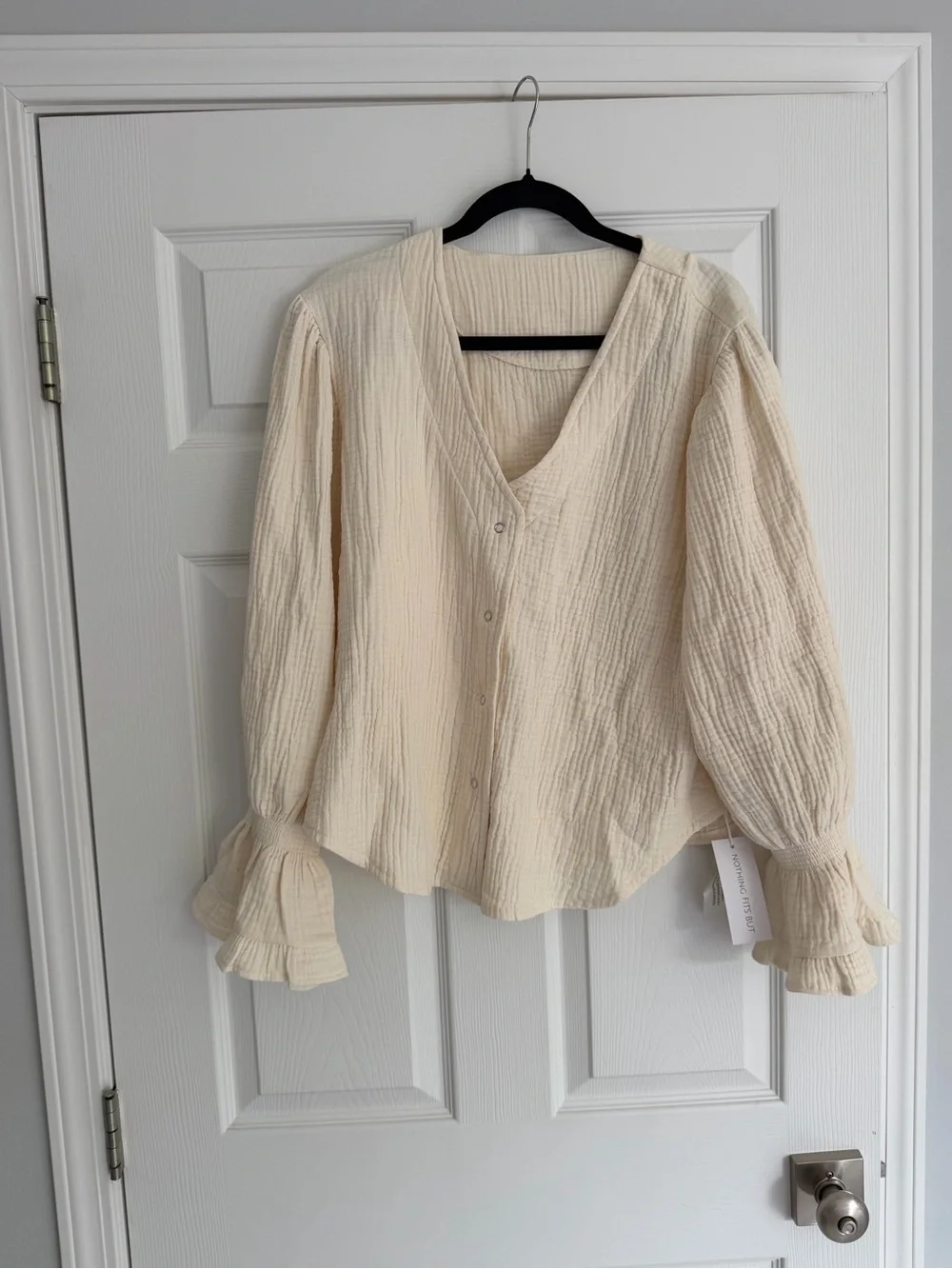 NWT Nothing Fits But Women's LUXE RUFFLED MUSLIN SET in Eggshell